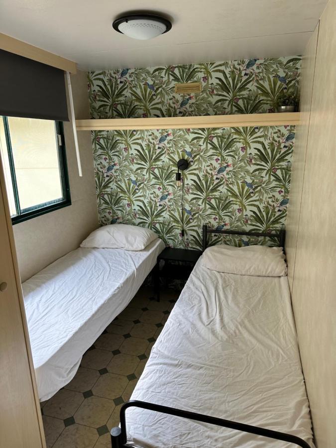 Comfortabele Familie Chalets Met Veranda Incl Airco Dichtbij Zee! ヴィアレッジョ エクステリア 写真
