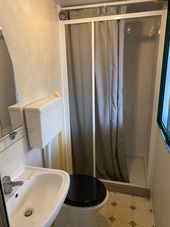 Comfortabele Familie Chalets Met Veranda Incl Airco Dichtbij Zee! ヴィアレッジョ エクステリア 写真