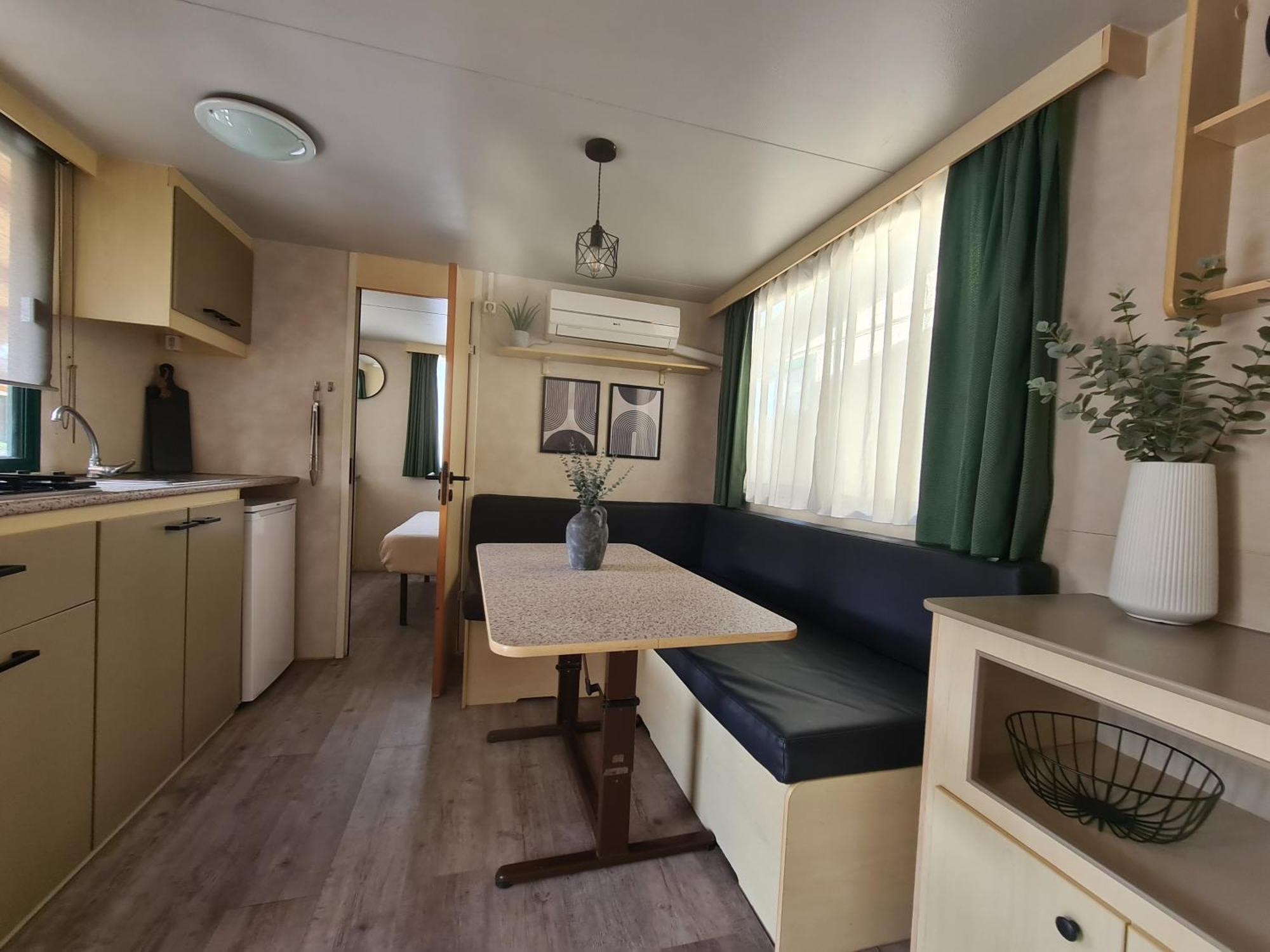Comfortabele Familie Chalets Met Veranda Incl Airco Dichtbij Zee! ヴィアレッジョ エクステリア 写真