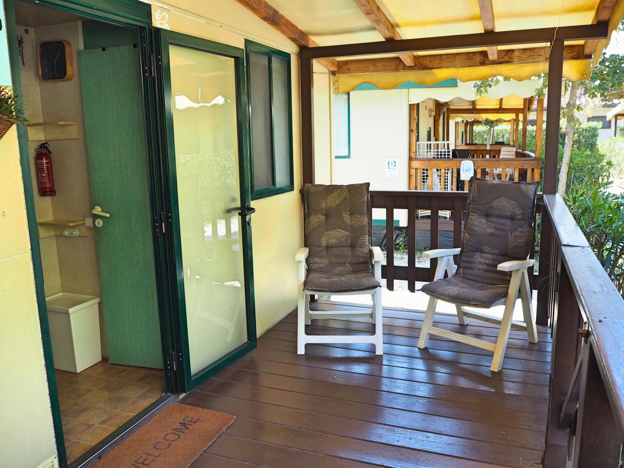 Comfortabele Familie Chalets Met Veranda Incl Airco Dichtbij Zee! ヴィアレッジョ エクステリア 写真